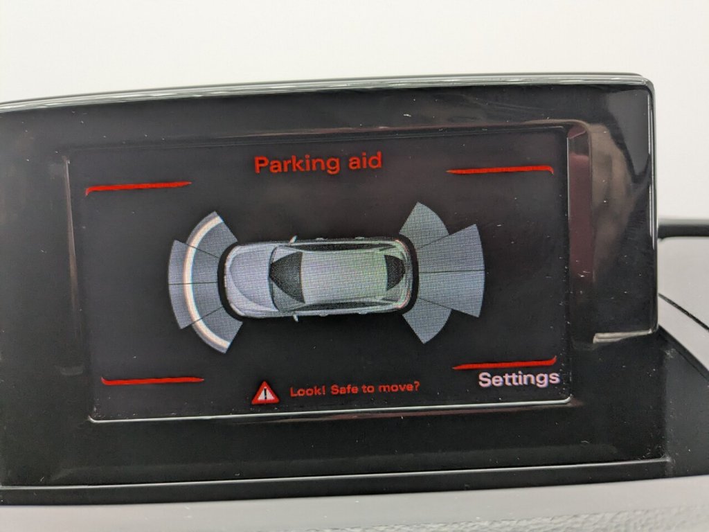 Used Audi Q3 2015 for sale - 77192914: Photo 33