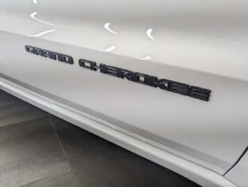 Used Jeep Grand Cherokee 2018 for sale - 79370410: Photo