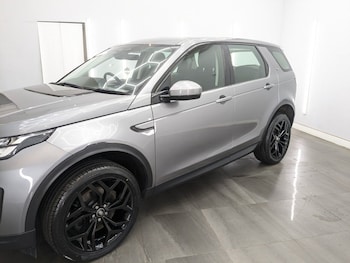 Used Land Rover Discovery Sport 2022 for sale - 78181648: Photo