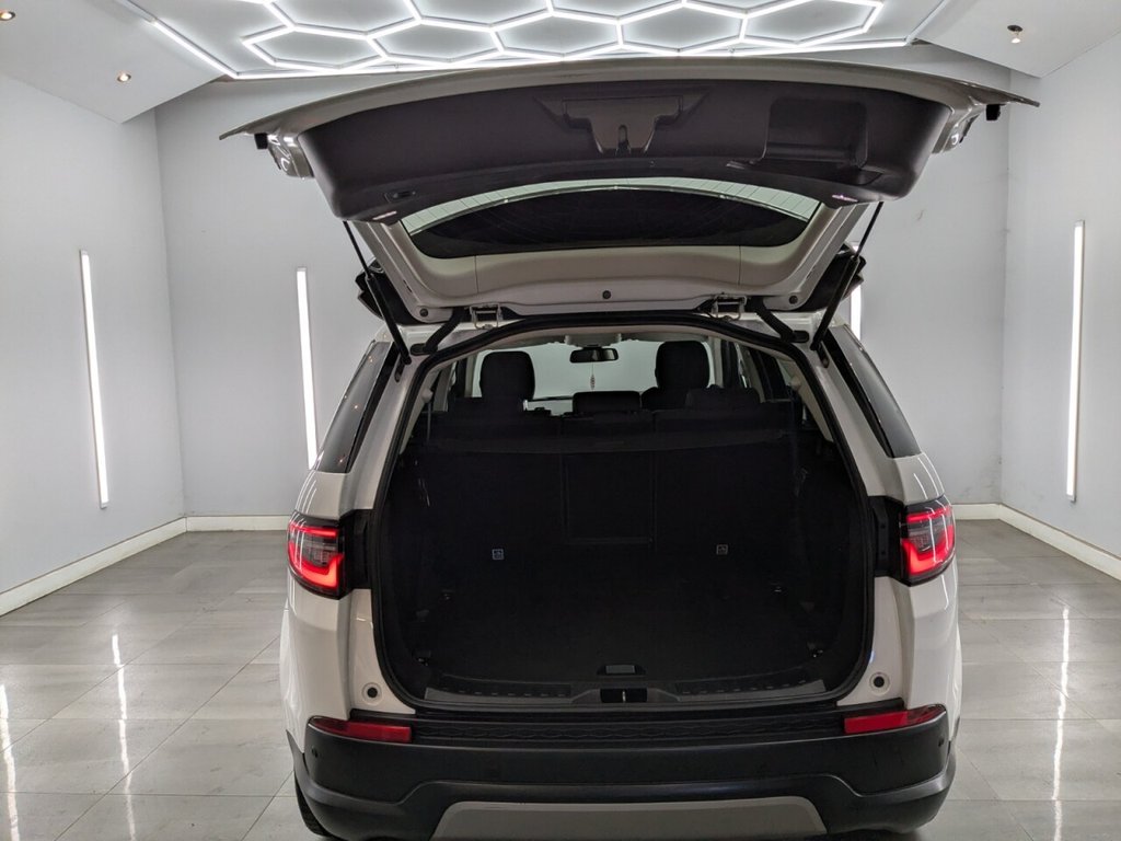 Used Land Rover Discovery Sport 2021 for sale - 78068936: Photo 9