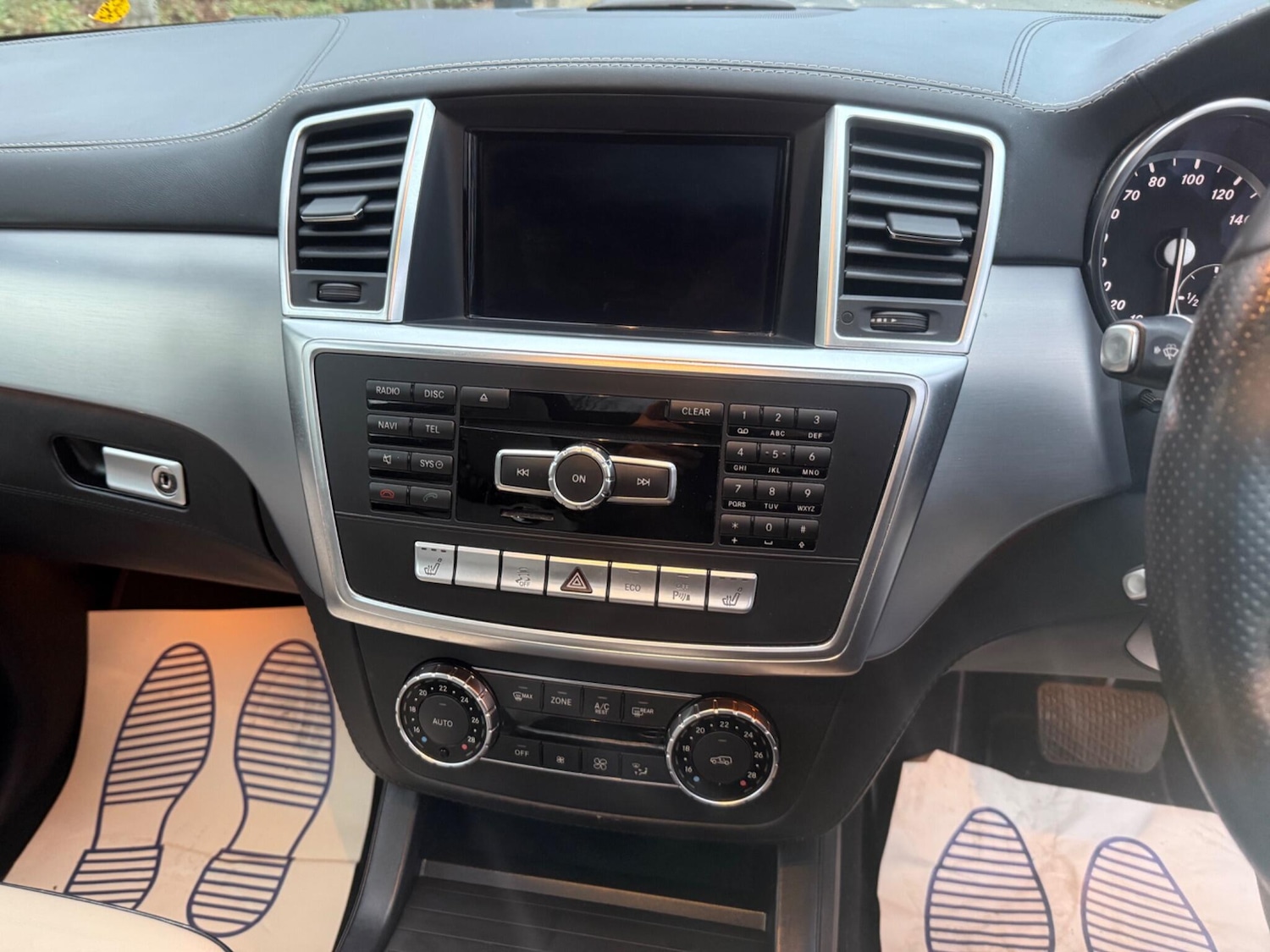 Used Mercedes-Benz GL Class 2014 for sale - 76886735: Photo 14