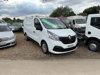 Used Renault Trafic 2018 for sale - 76592783: Photo