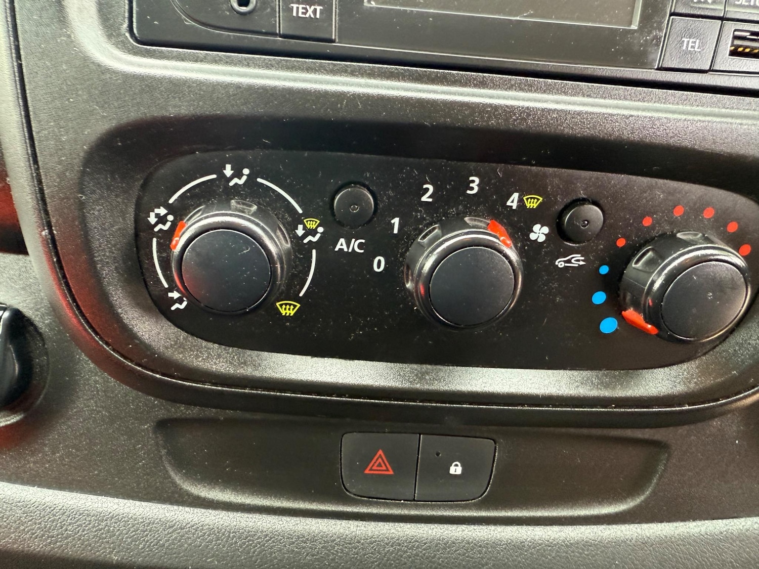 Used Renault Trafic 2018 for sale - 76592783: Photo 6