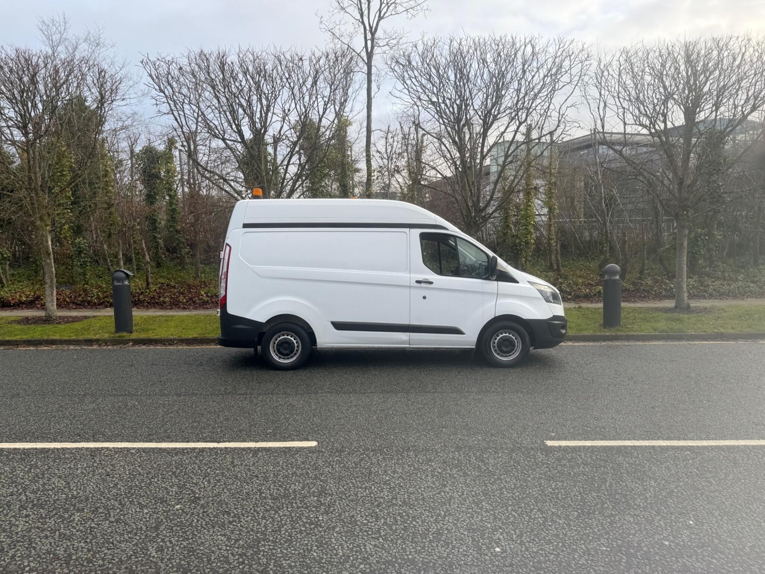 Used Ford Transit Custom for sale - 77216069: Photo 2