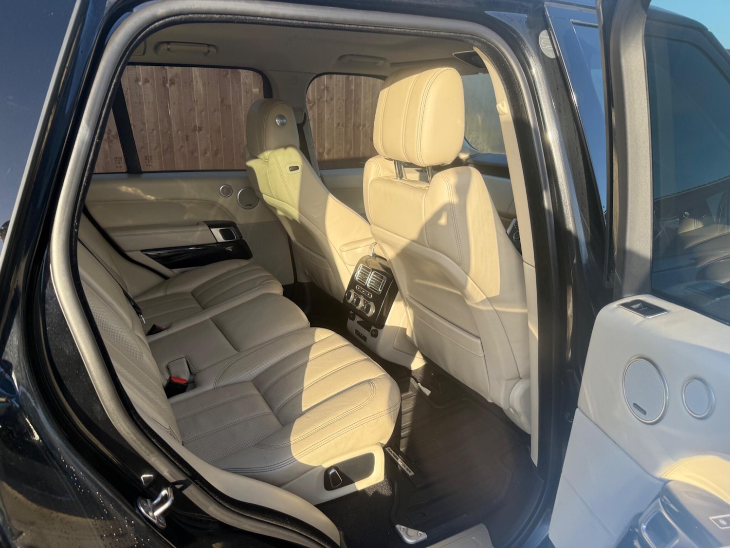 Used Land Rover Range Rover for sale - 76994877: Photo 8