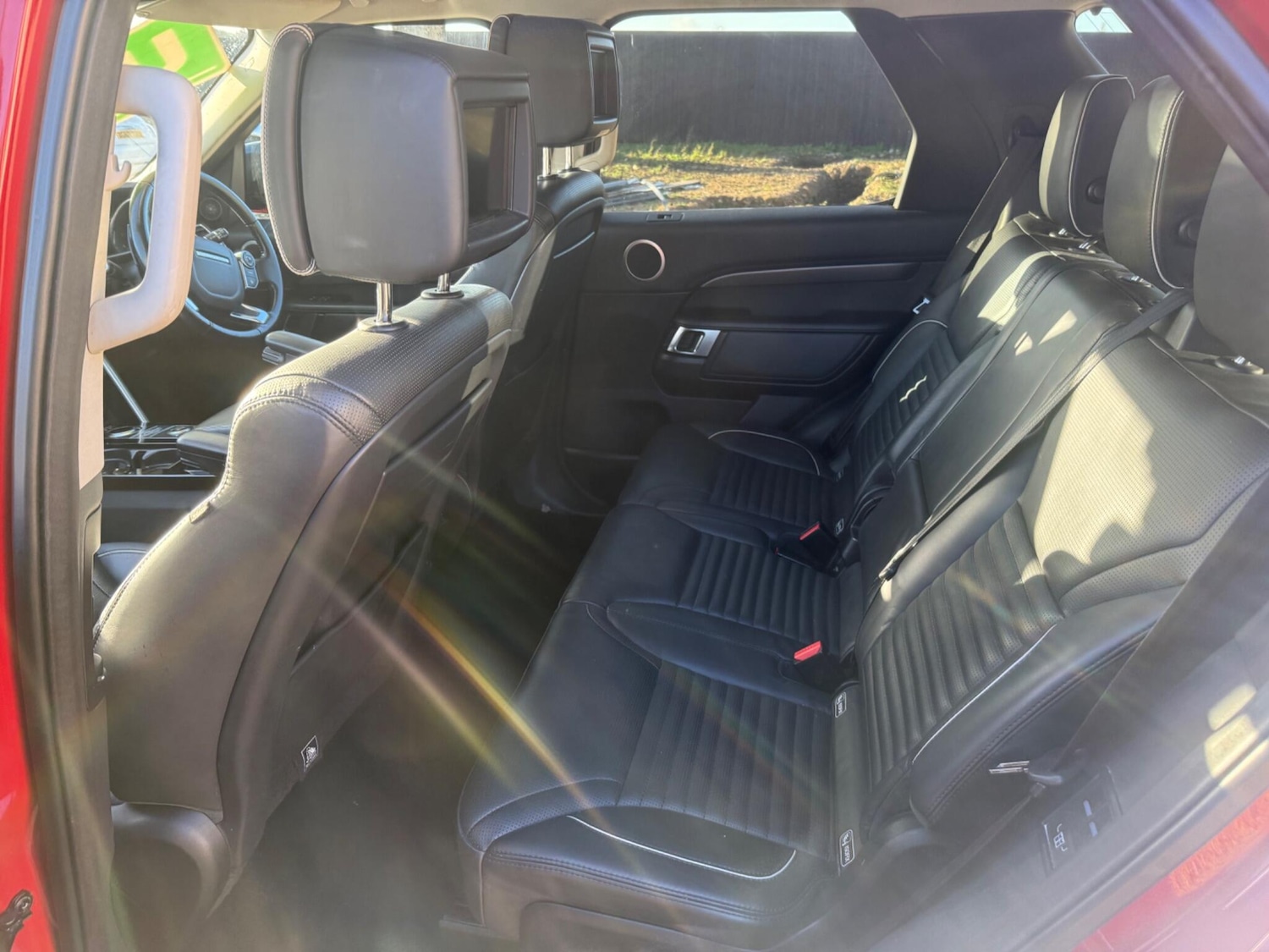 Used Land Rover Discovery 2017 for sale - 76976363: Photo 12