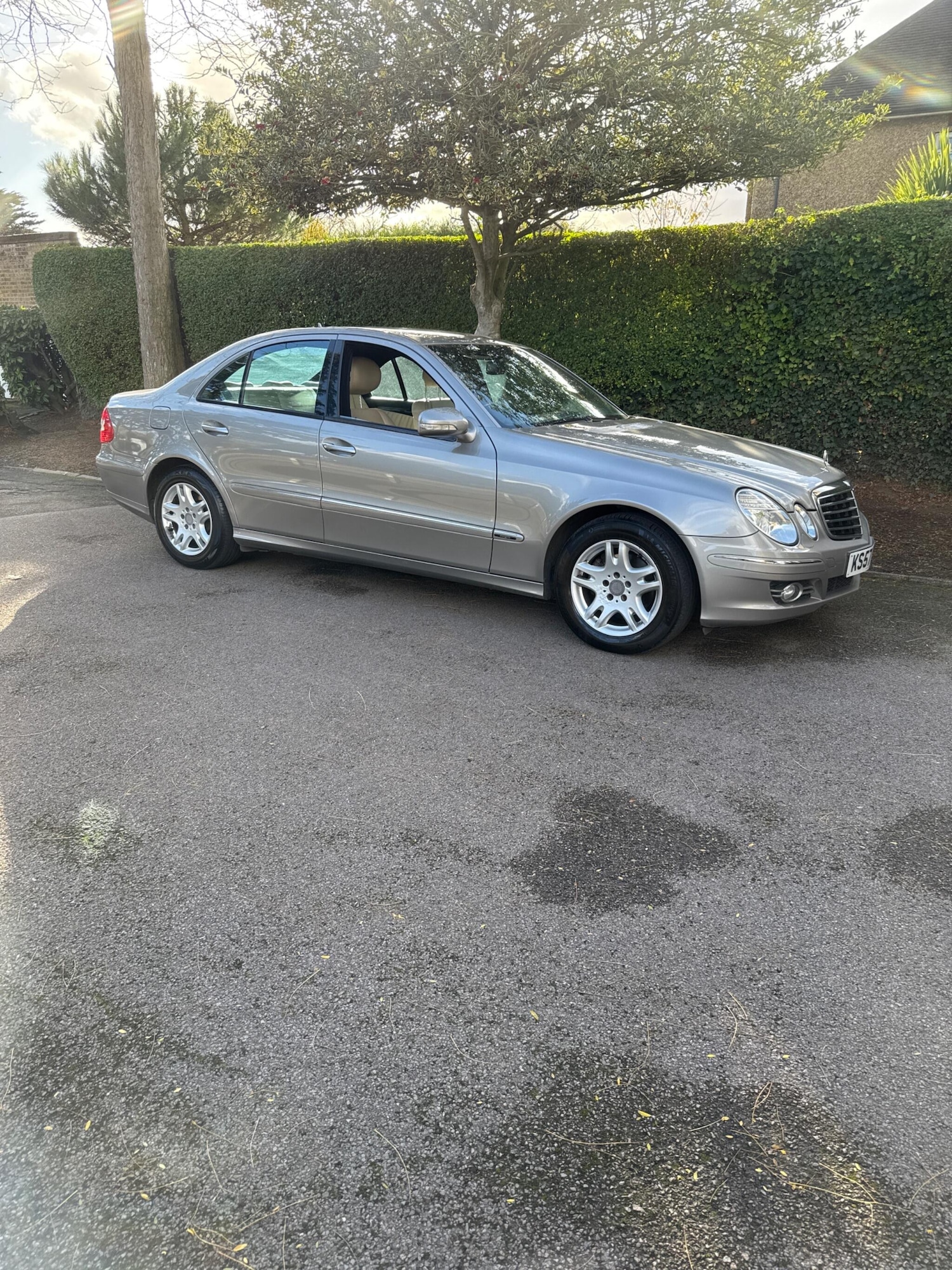 Used Mercedes-Benz E Class 2008 for sale - 76425755: Photo 2