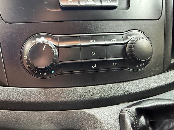 Used Mercedes-Benz Vito 2017 for sale - 76260026: Photo 11
