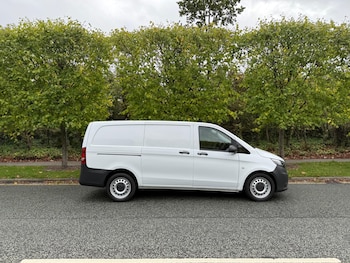 Used Mercedes-Benz Vito 2017 for sale - 76260026: Photo 2