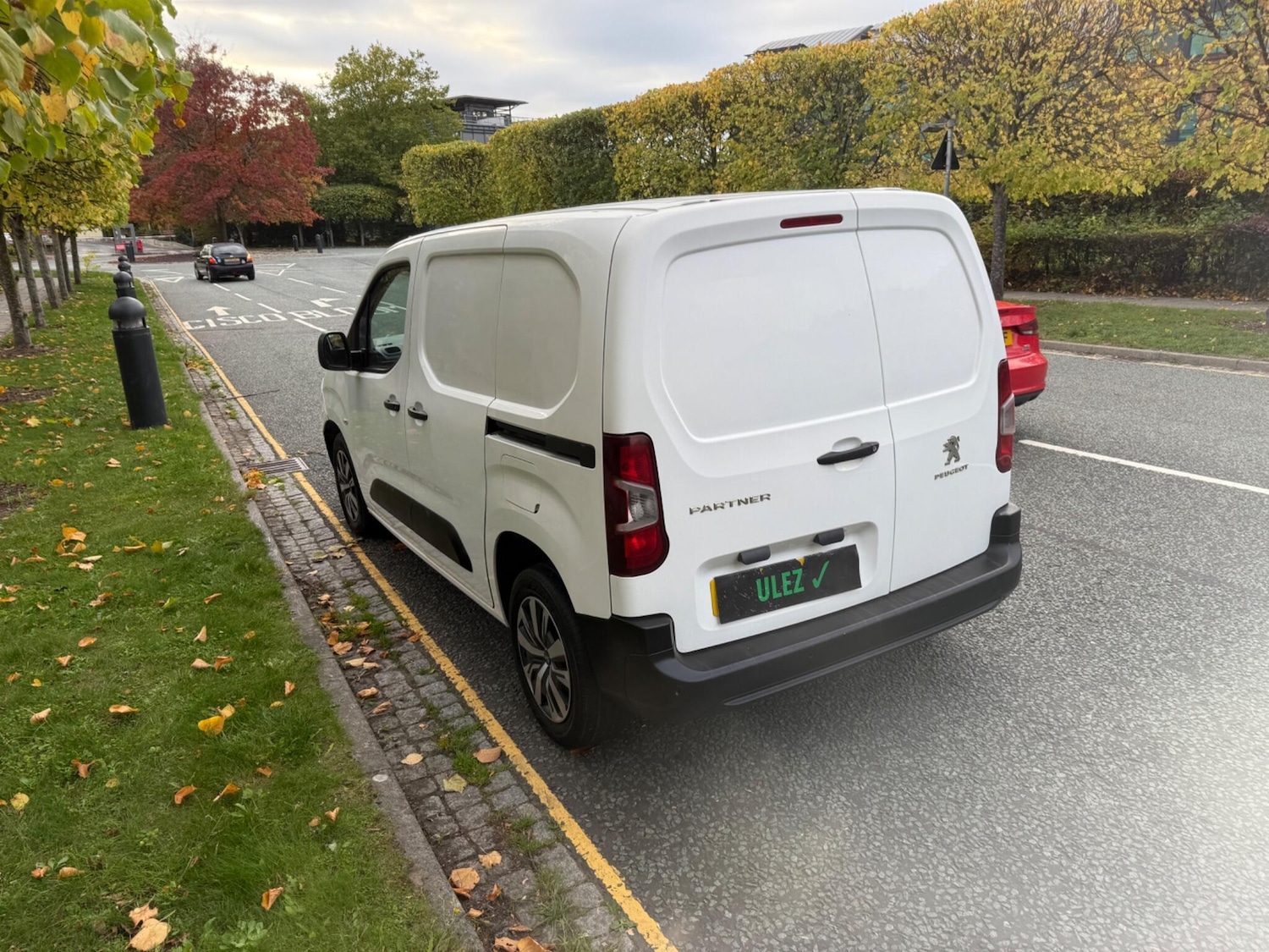 Used Peugeot Partner 2019 for sale - 76989642: Photo 5