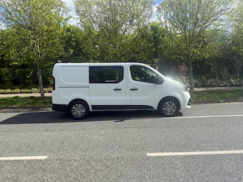 Used Renault Trafic 2017 for sale - 78301118: Photo
