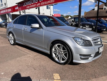 Used Mercedes-Benz C Class 2014 for sale - 79452438: Photo
