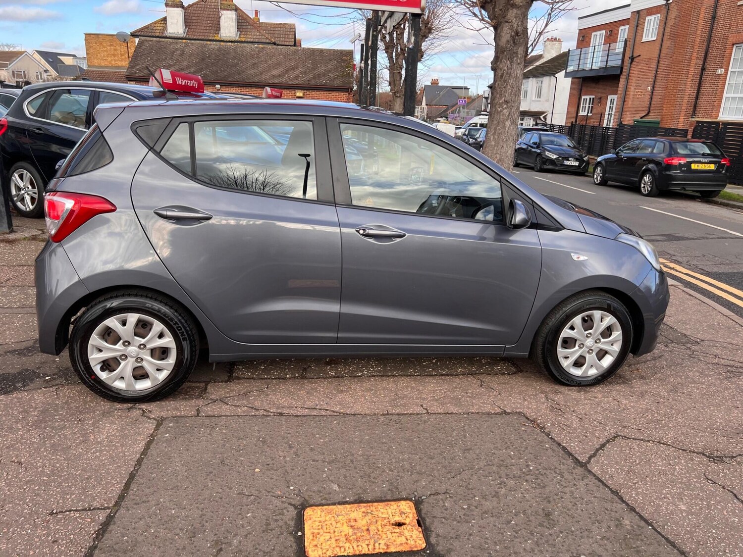 Used Hyundai i10 2015 for sale - 78072101: Photo 10