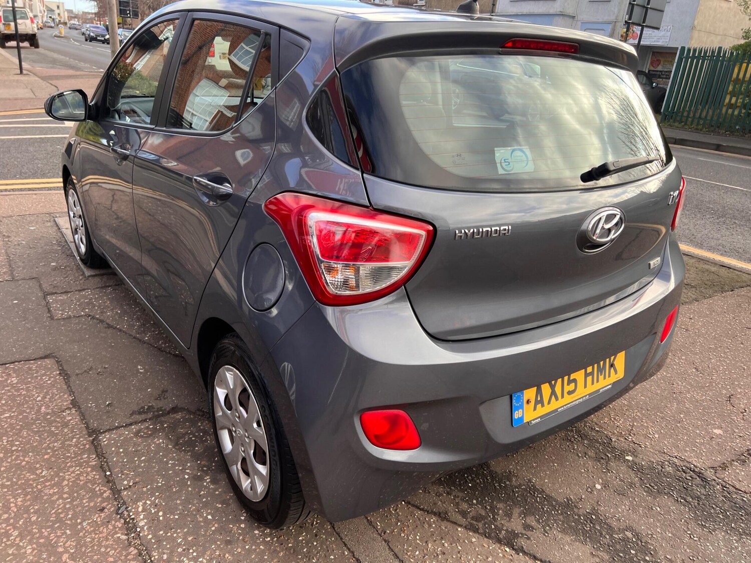 Used Hyundai i10 2015 for sale - 78072101: Photo 11