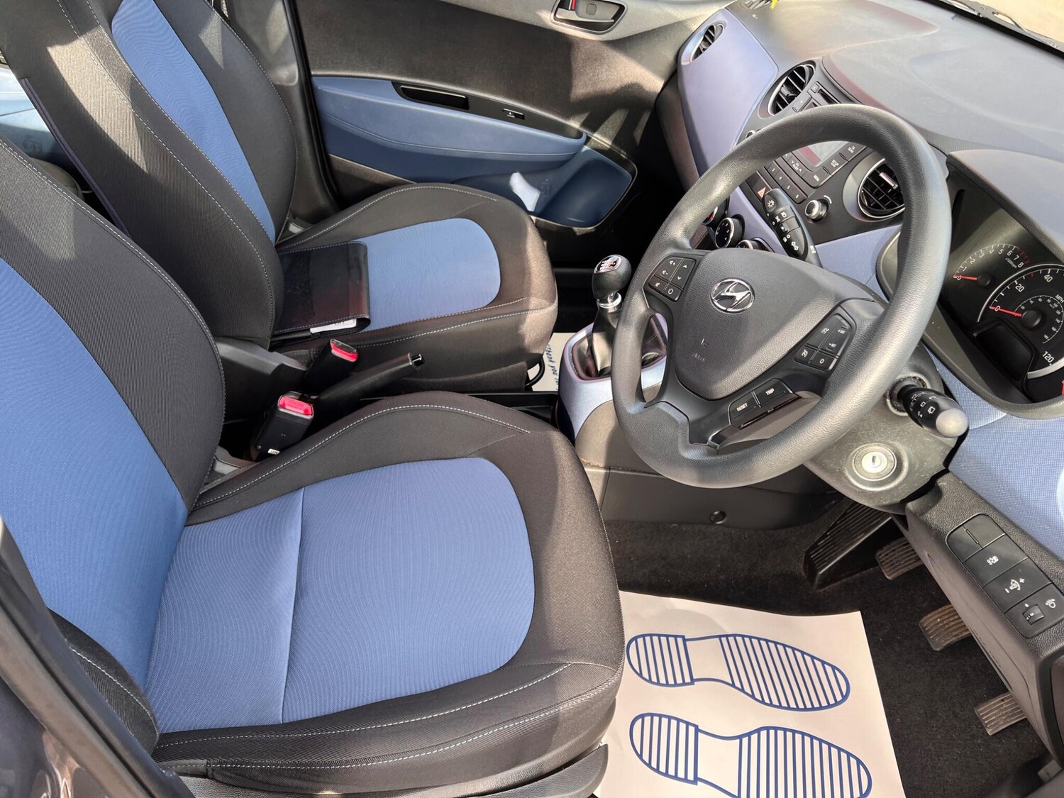 Used Hyundai i10 2015 for sale - 78072101: Photo 17