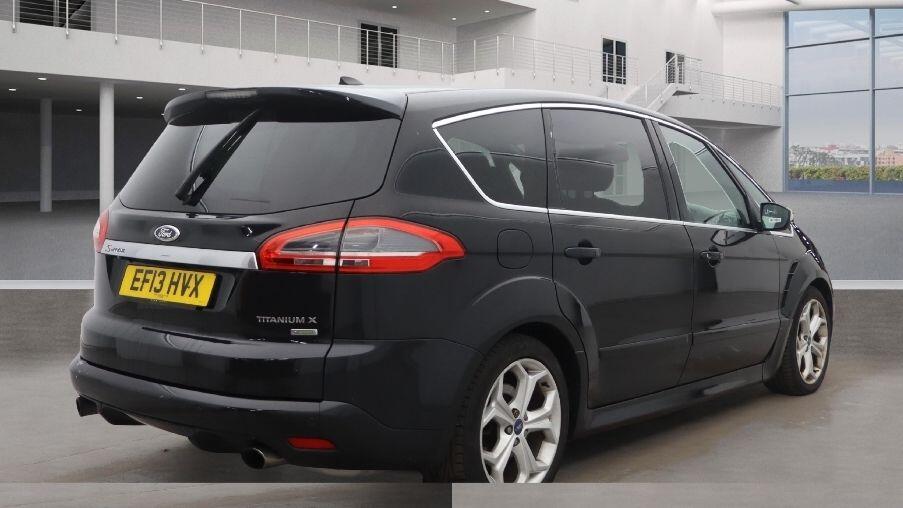 Used Ford S-Max 2013 for sale - 76336070: Photo 2