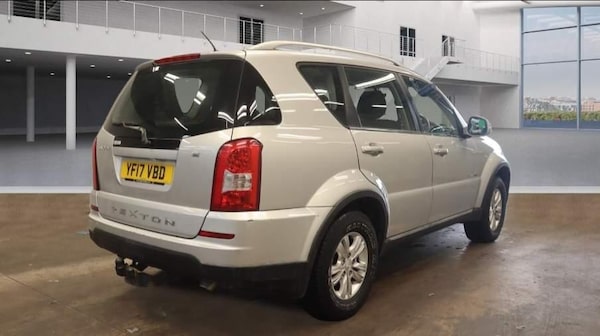 Used Ssangyong Rexton 2017 for sale - 76167176: Photo 2