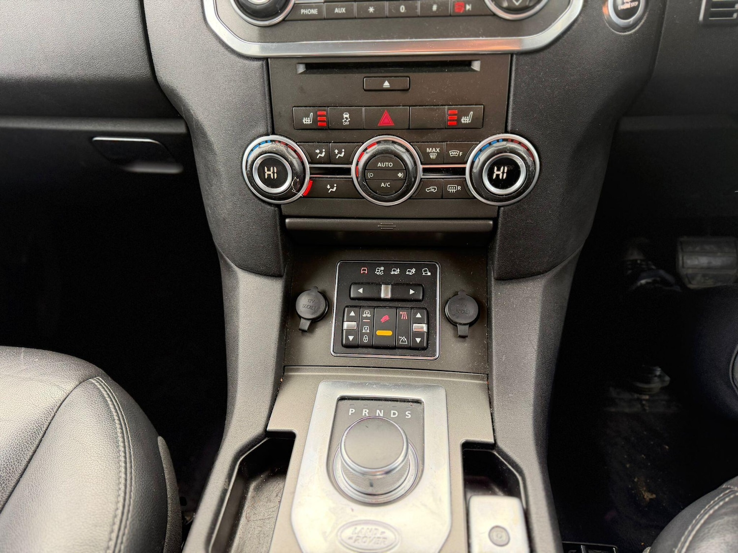 Used Land Rover Discovery 2013 for sale - 76688792: Photo 4