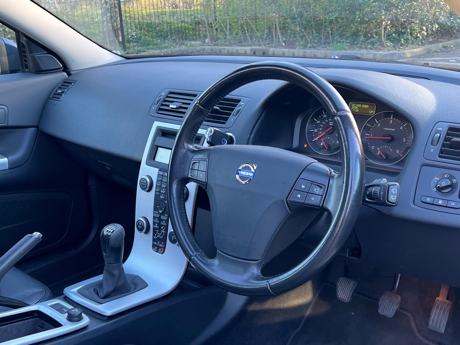 Used Volvo C30 2011 for sale - 76457053: Photo 10