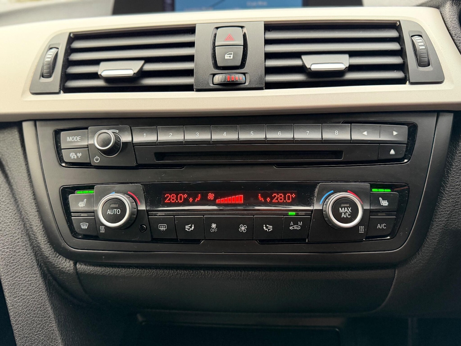 Used BMW 3 Series 2014 for sale - 75697168: Photo 19