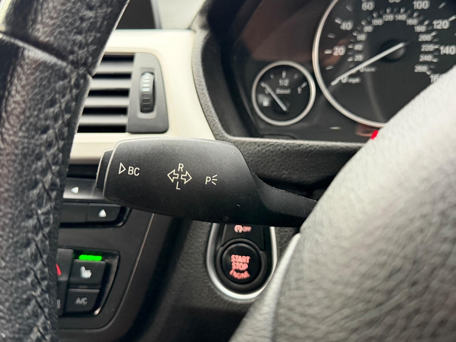 Used BMW 3 Series 2014 for sale - 75697168: Photo 25