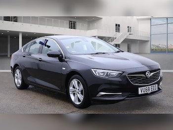 2018 (68) - 1.6 Turbo D BlueInjection Tech Line Nav Grand Sport Euro 6 (s/s) 5dr