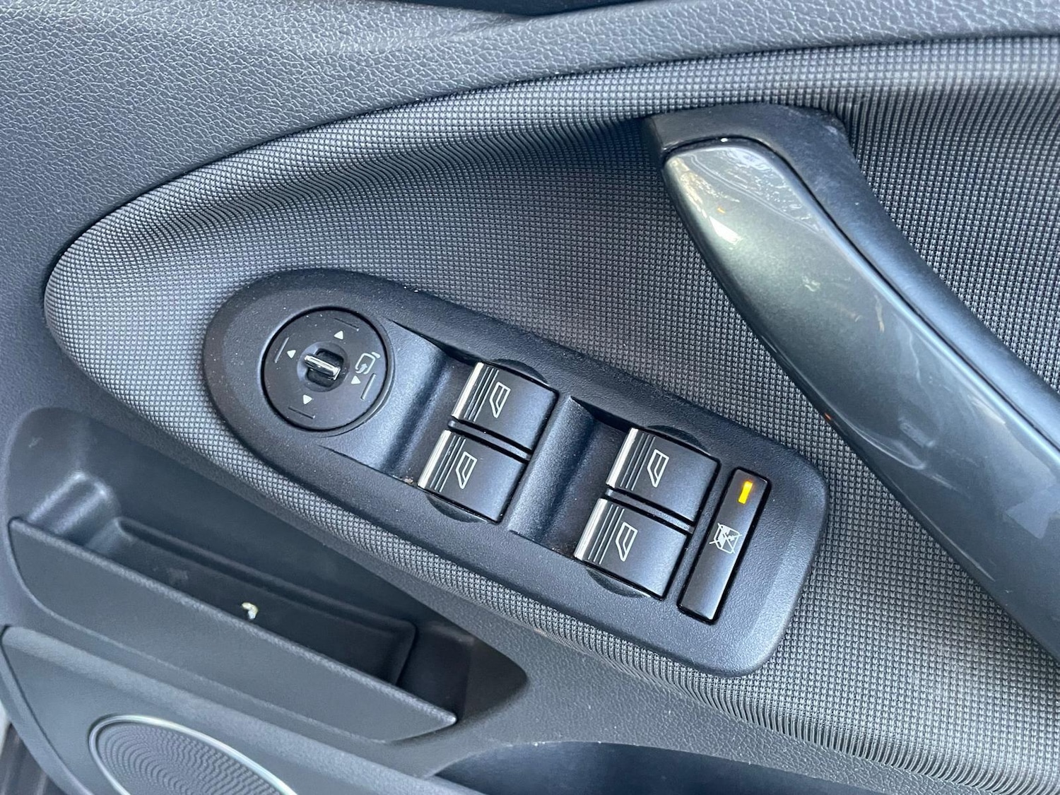 Used Ford Kuga 2010 for sale - 75334532: Photo 14