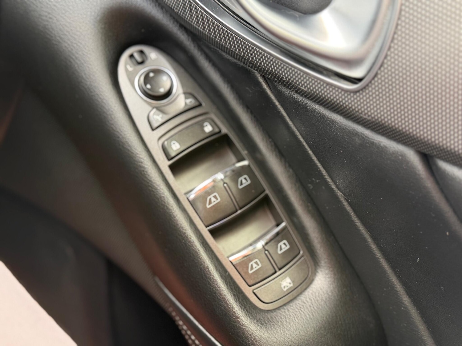 Used Infiniti Q50 2015 for sale - 74959012: Photo 24