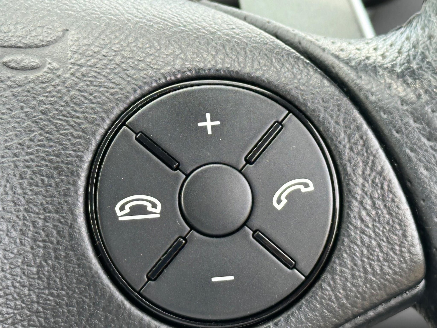 Used Mercedes-Benz SL 2008 for sale - 76201275: Photo 13