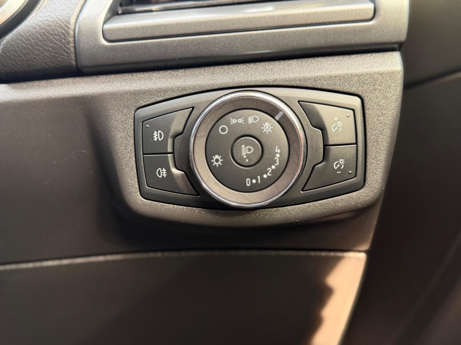 Used Ford Mondeo 2018 for sale - 74944807: Photo 33