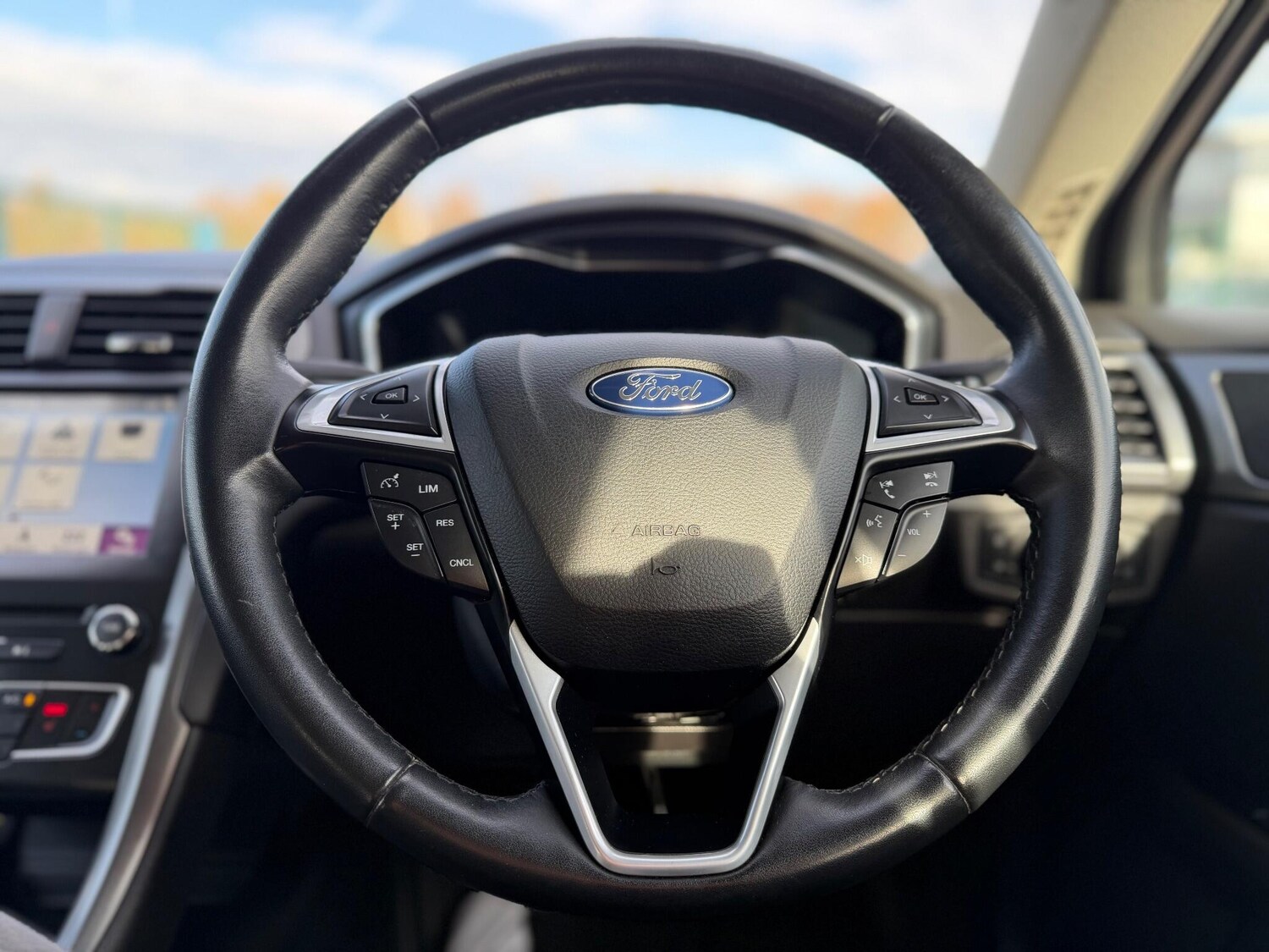 Used Ford Mondeo 2018 for sale - 74944807: Photo 34