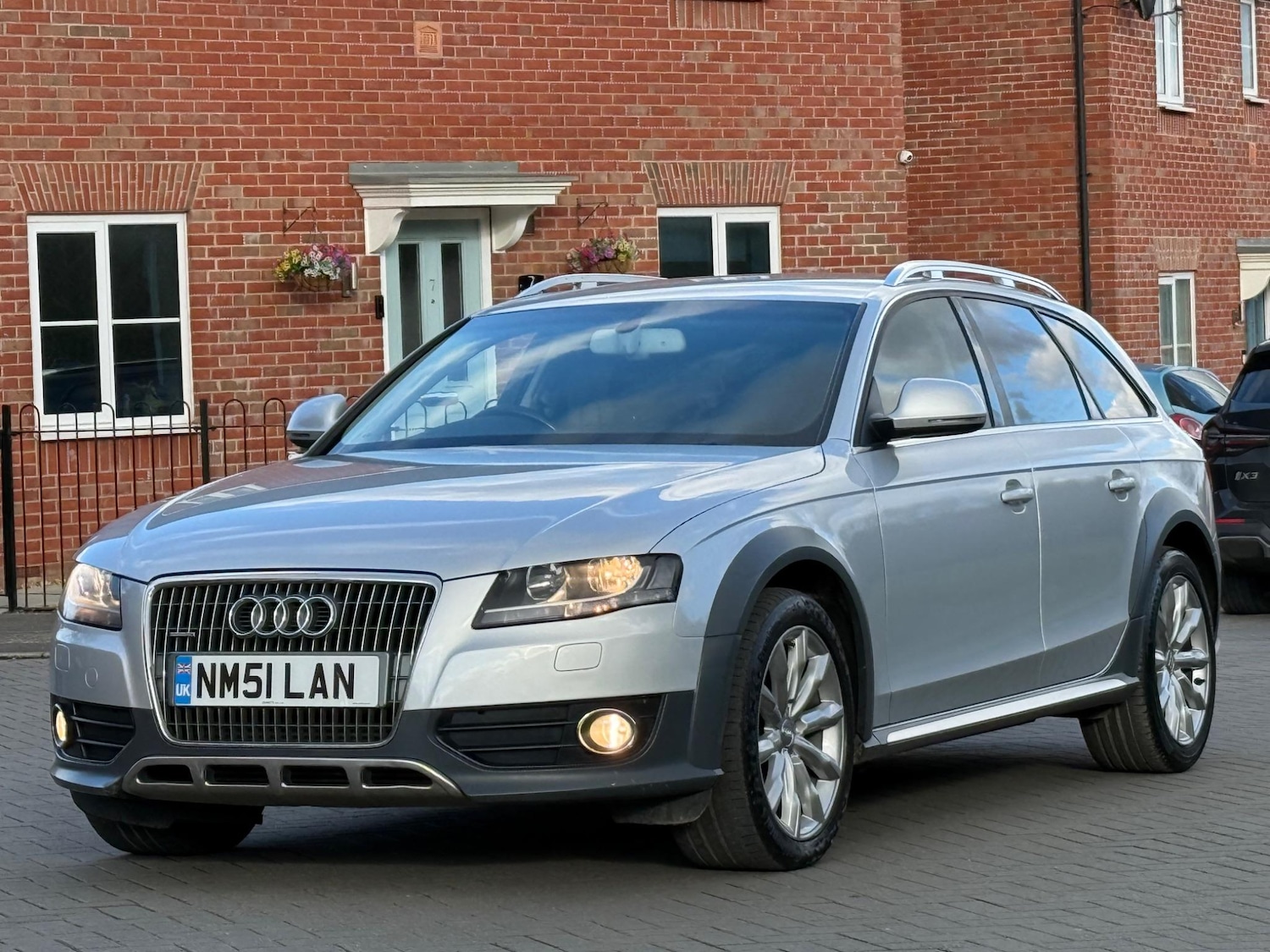Used Audi A4 Allroad 2009 for sale - 76327051: Photo 2