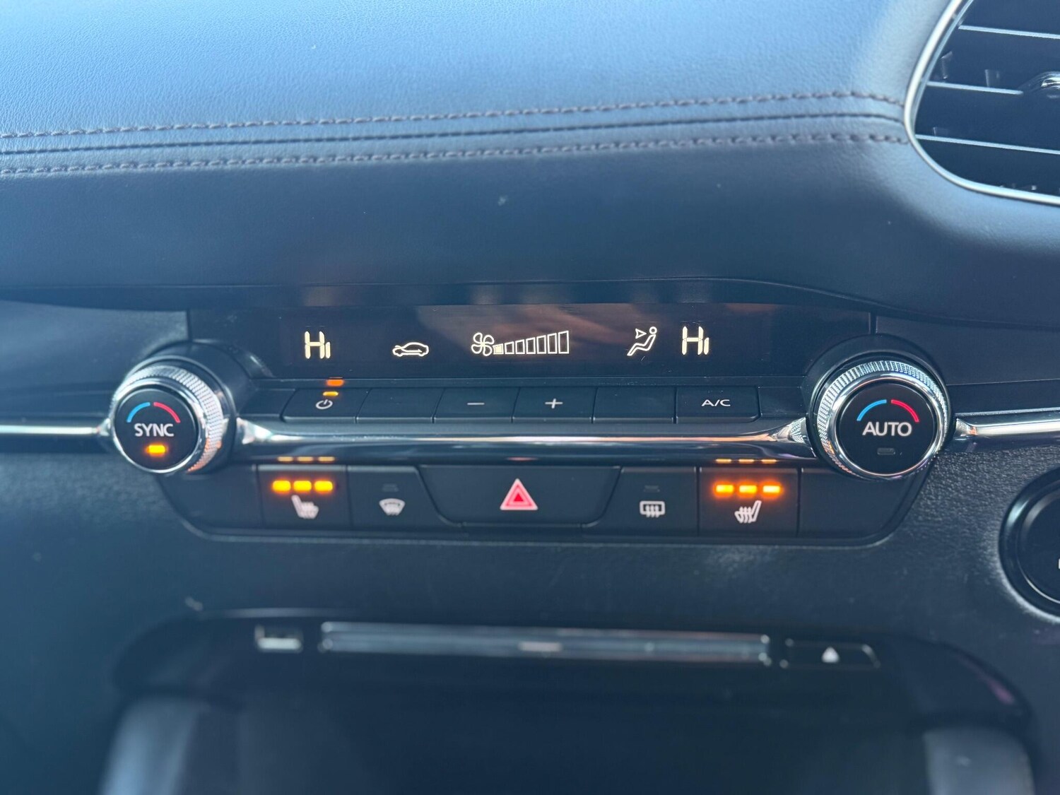 Used Mazda Mazda3 2020 for sale - 76200448: Photo 16