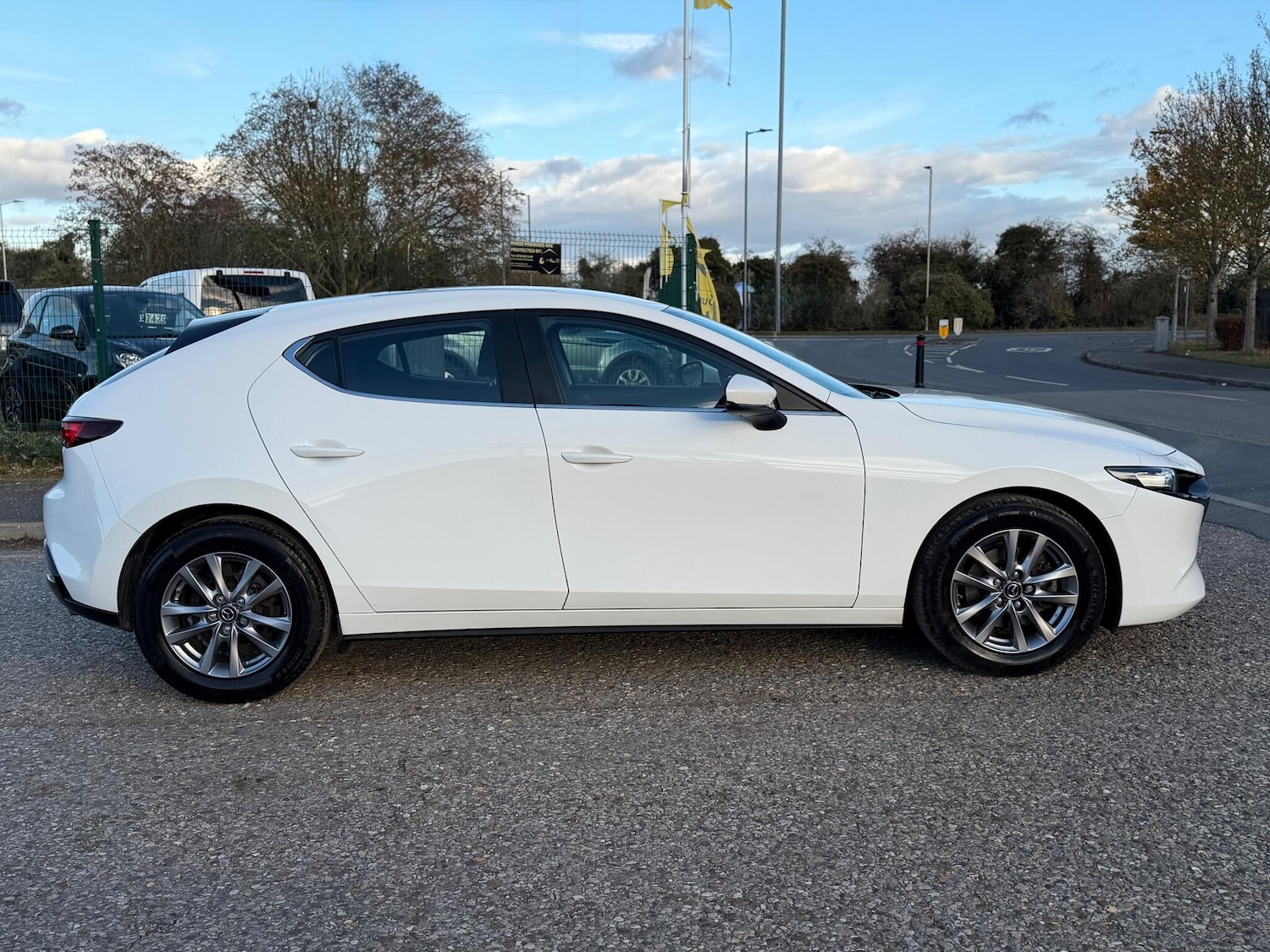 Used Mazda Mazda3 2020 for sale - 76200448: Photo 3