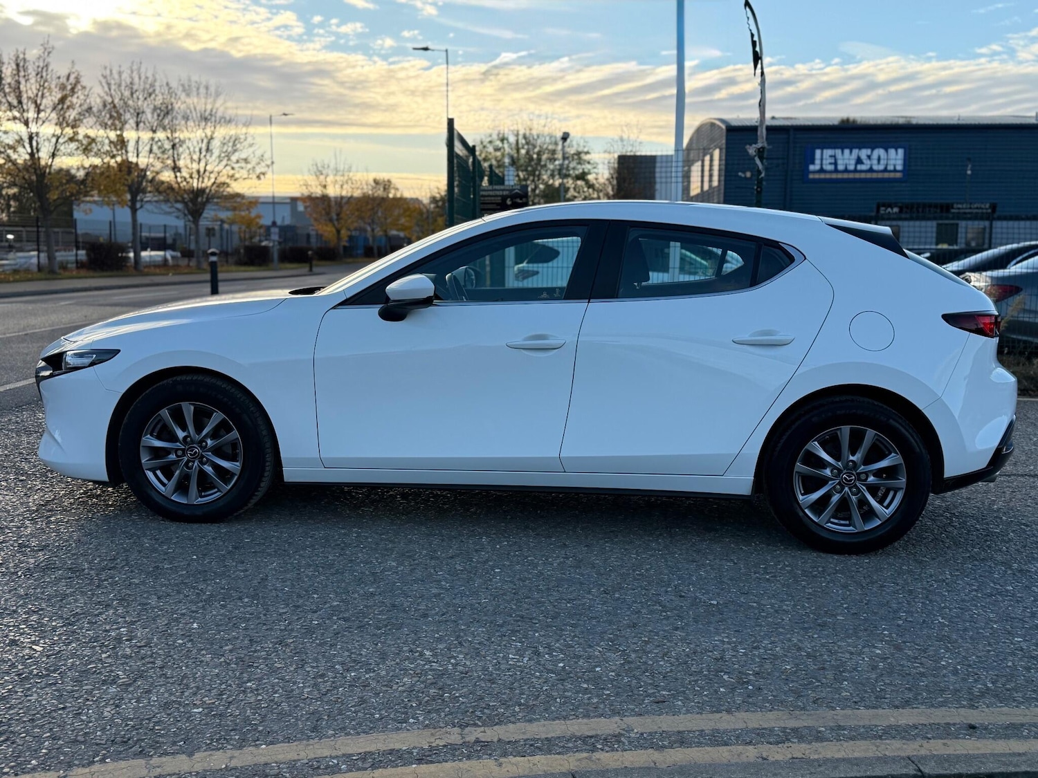 Used Mazda Mazda3 2020 for sale - 76200448: Photo 4