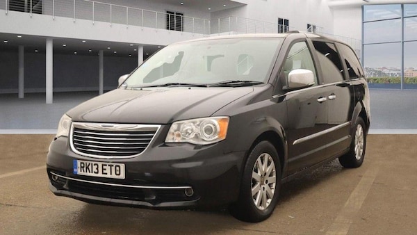 Used Chrysler Grand Voyager 2013 for sale - 74557210: Photo 2