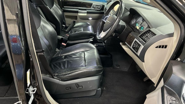 Used Chrysler Grand Voyager 2013 for sale - 74557210: Photo 5