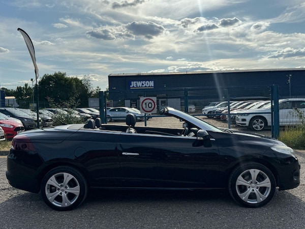 Used Renault Megane 2011 for sale - 76167053: Photo 4