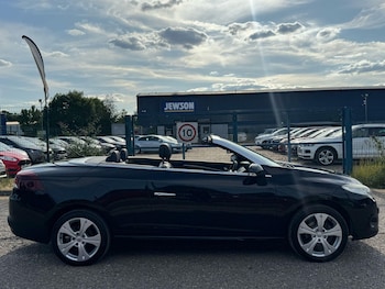 Used Renault Megane 2011 for sale - 76167053: Photo 4