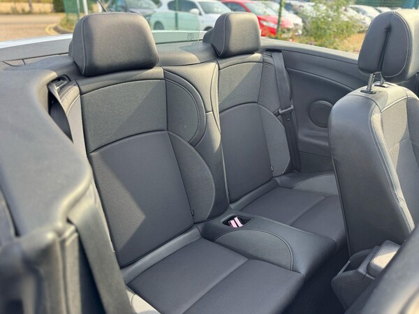 Used Renault Megane 2011 for sale - 76167053: Photo 9