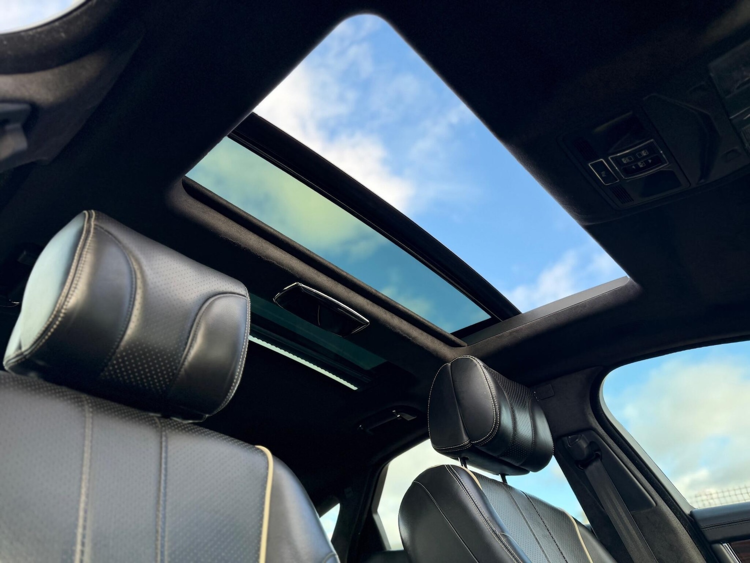 Used Jaguar XJ 2012 for sale - 75904861: Photo 10