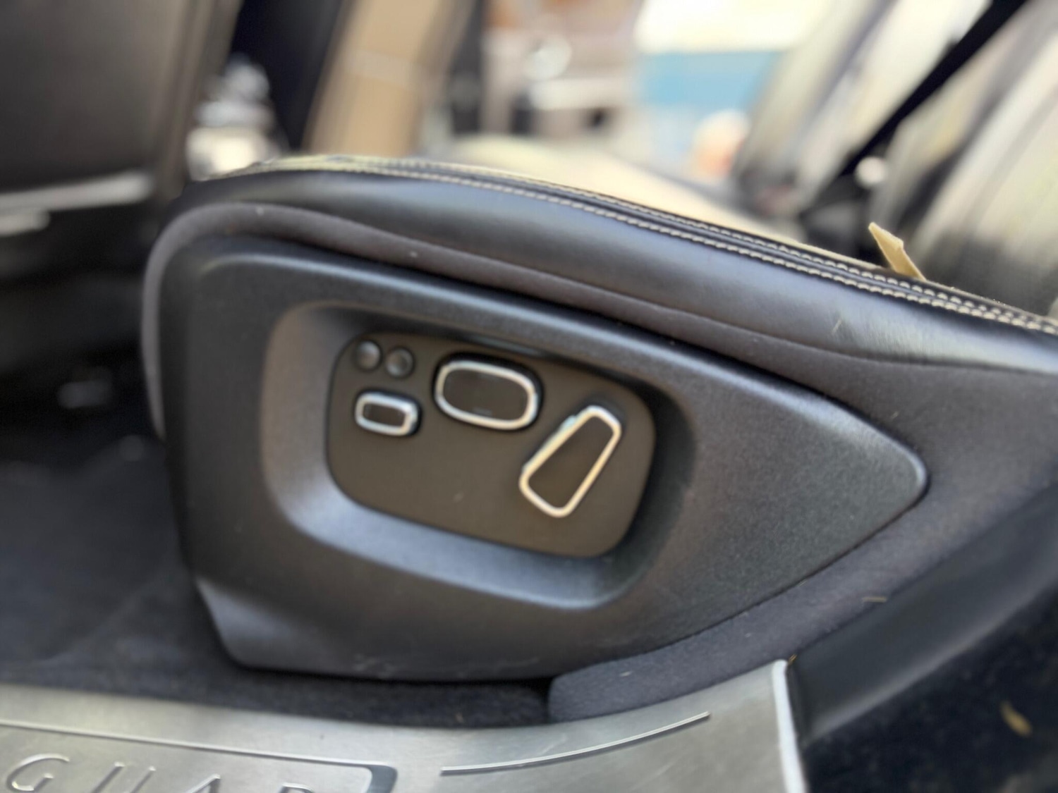 Used Jaguar XJ 2012 for sale - 75904861: Photo 13