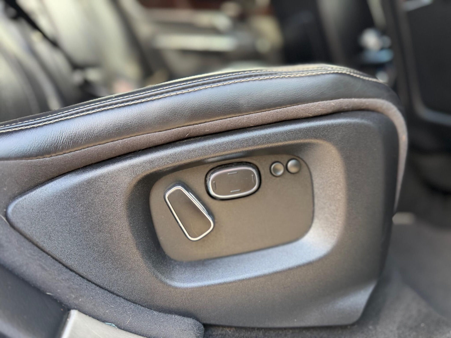 Used Jaguar XJ 2012 for sale - 75904861: Photo 17