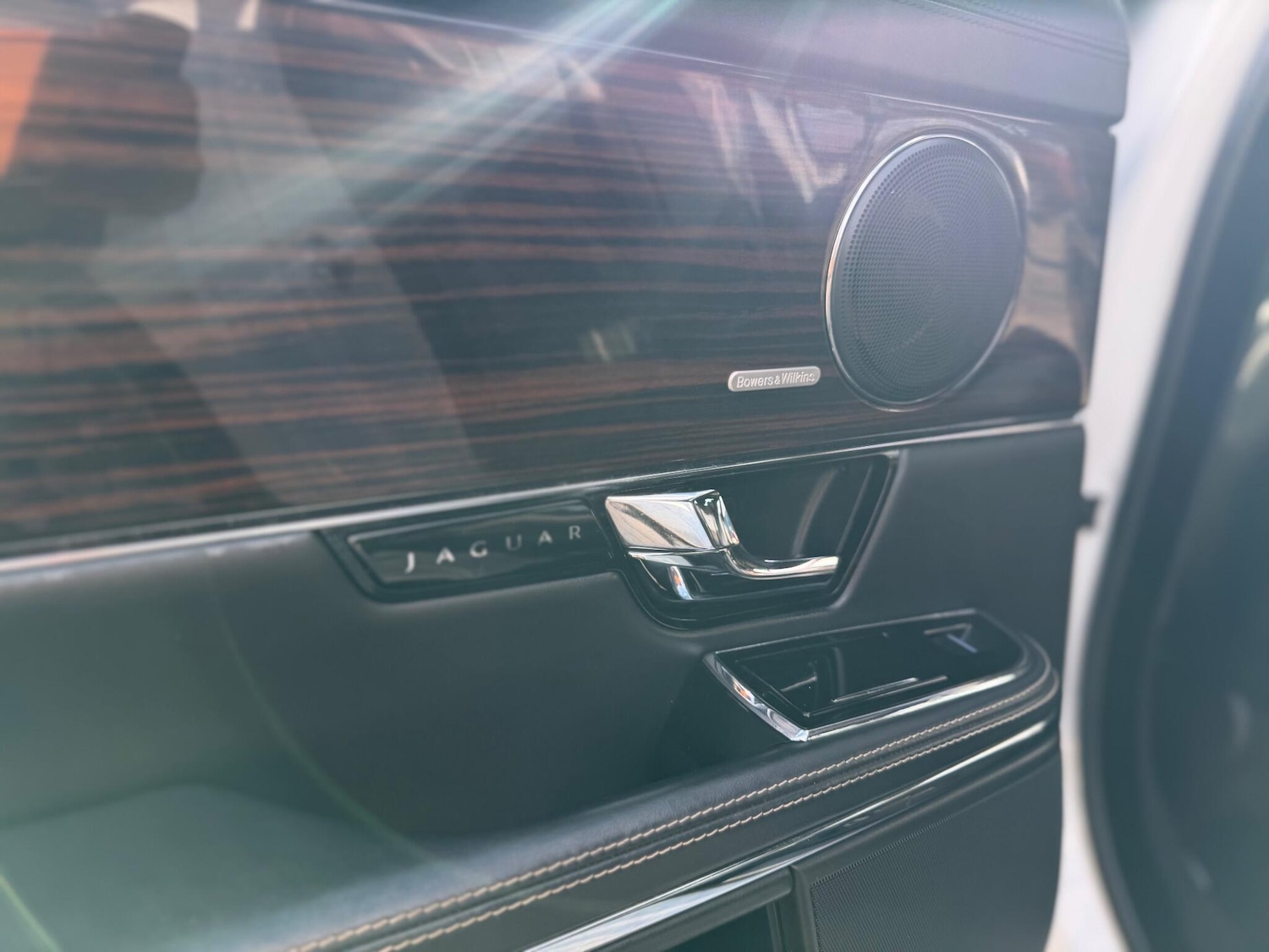 Used Jaguar XJ 2012 for sale - 75904861: Photo 19