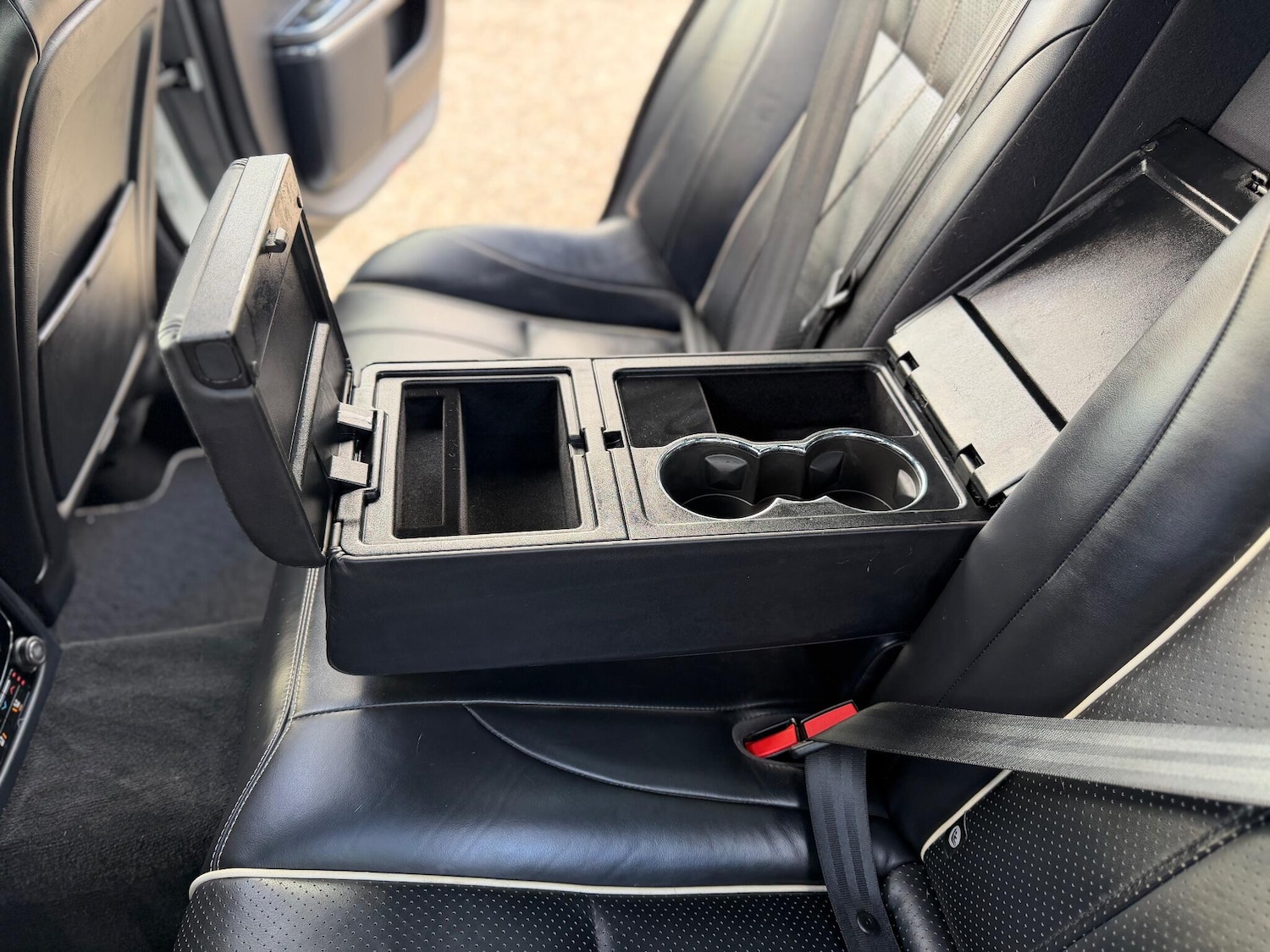 Used Jaguar XJ 2012 for sale - 75904861: Photo 20