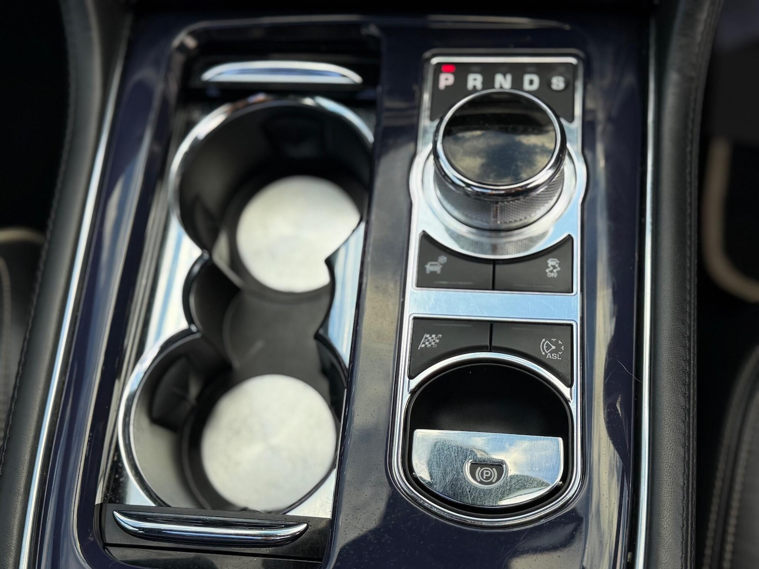 Used Jaguar XJ 2012 for sale - 75904861: Photo 23