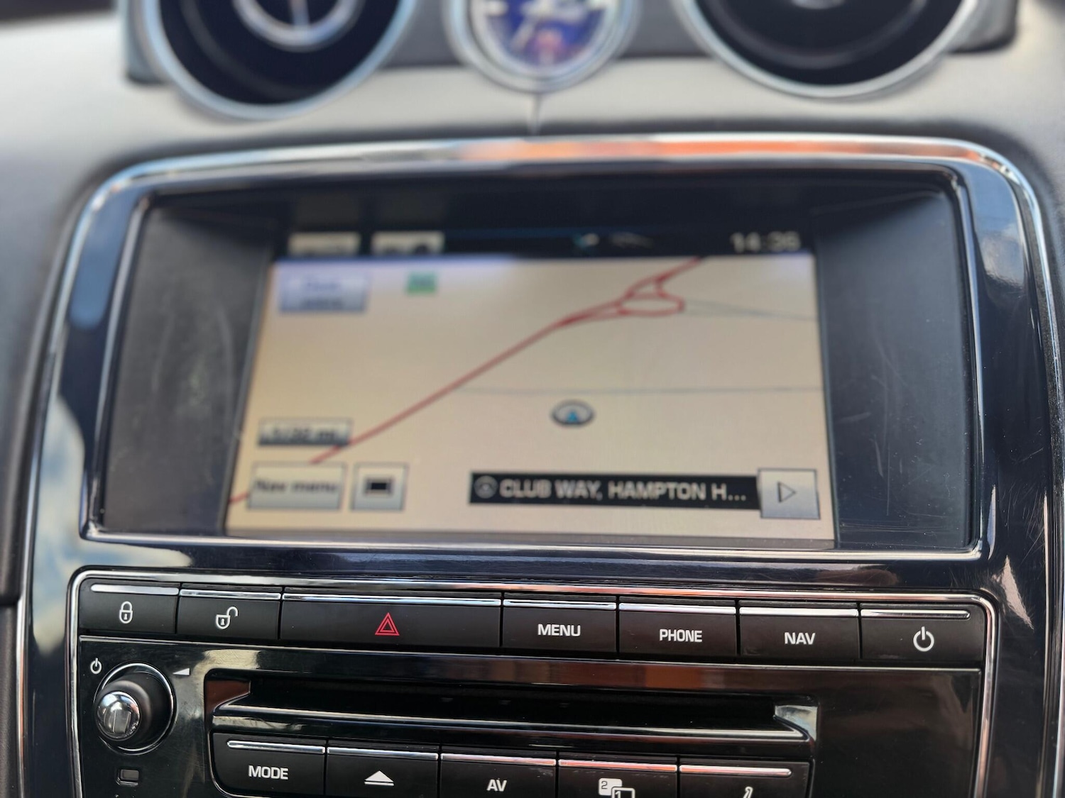 Used Jaguar XJ 2012 for sale - 75904861: Photo 26