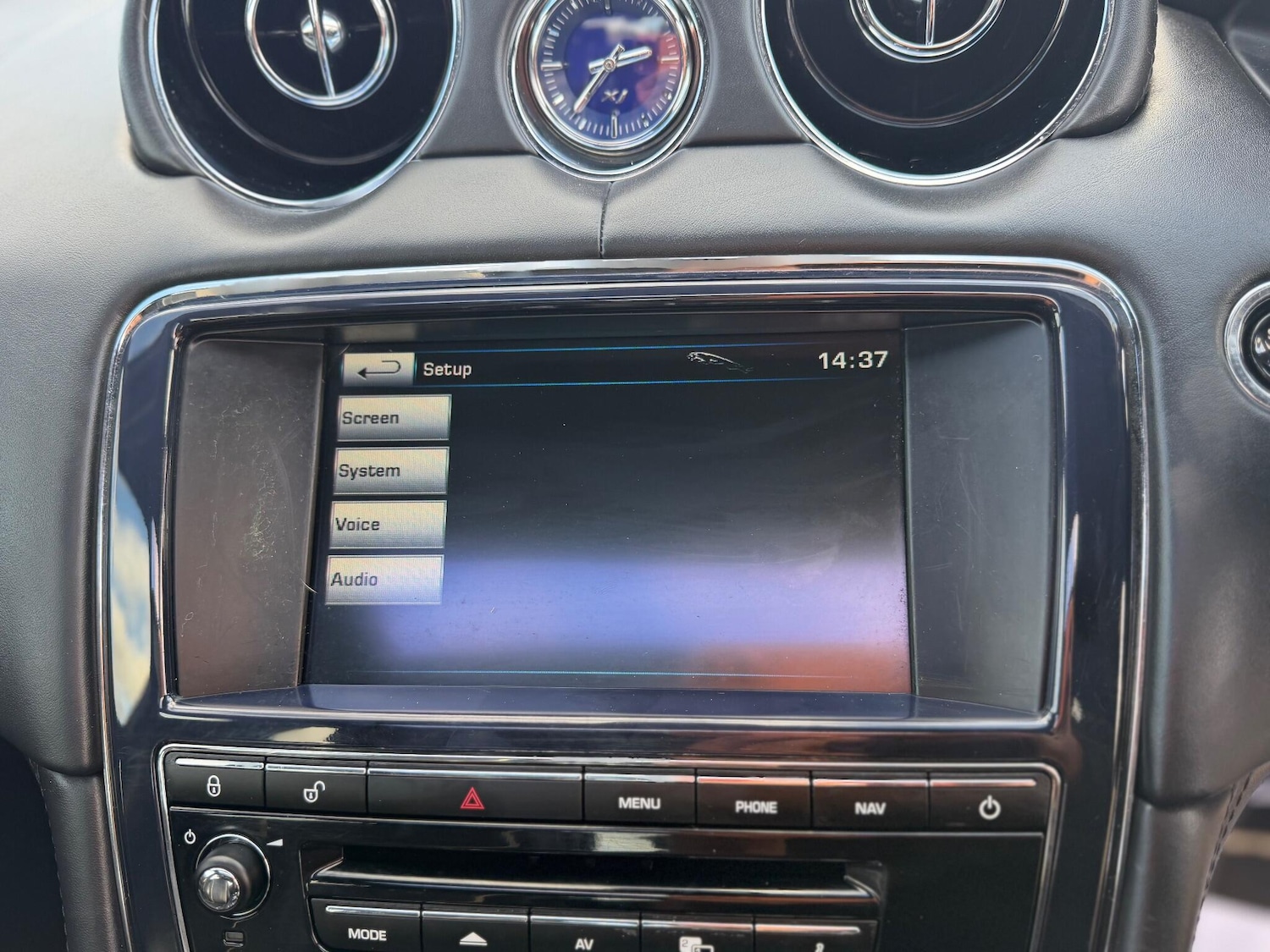 Used Jaguar XJ 2012 for sale - 75904861: Photo 28