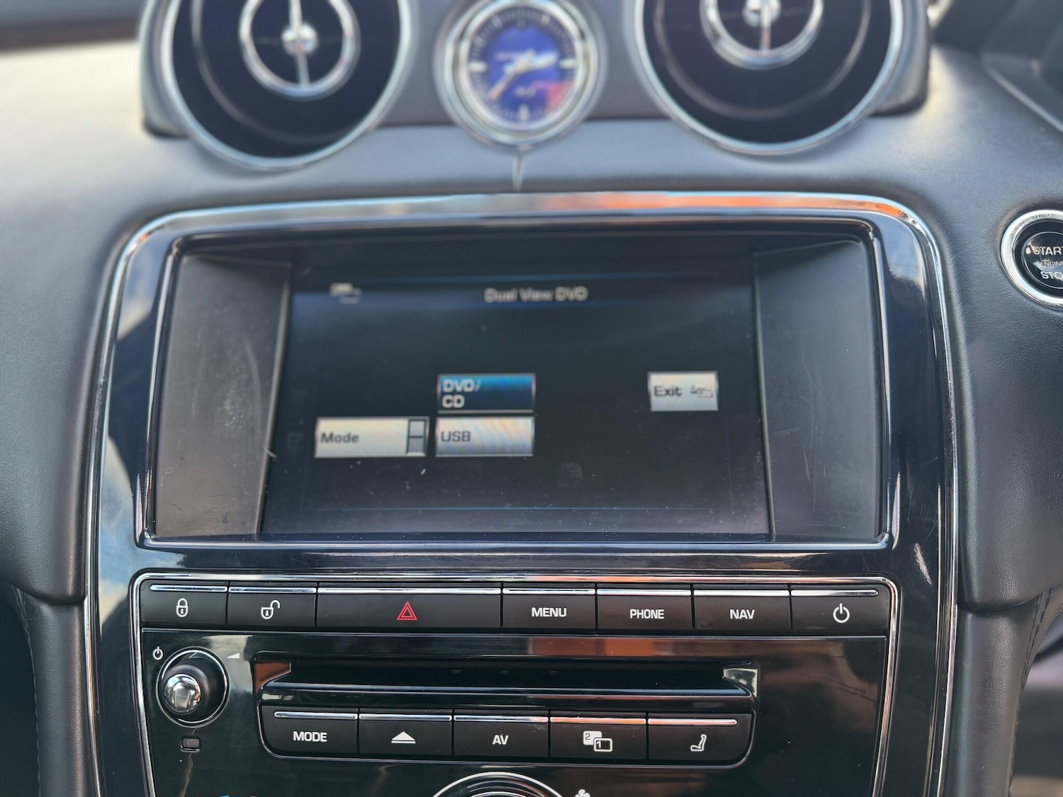 Used Jaguar XJ 2012 for sale - 75904861: Photo 31