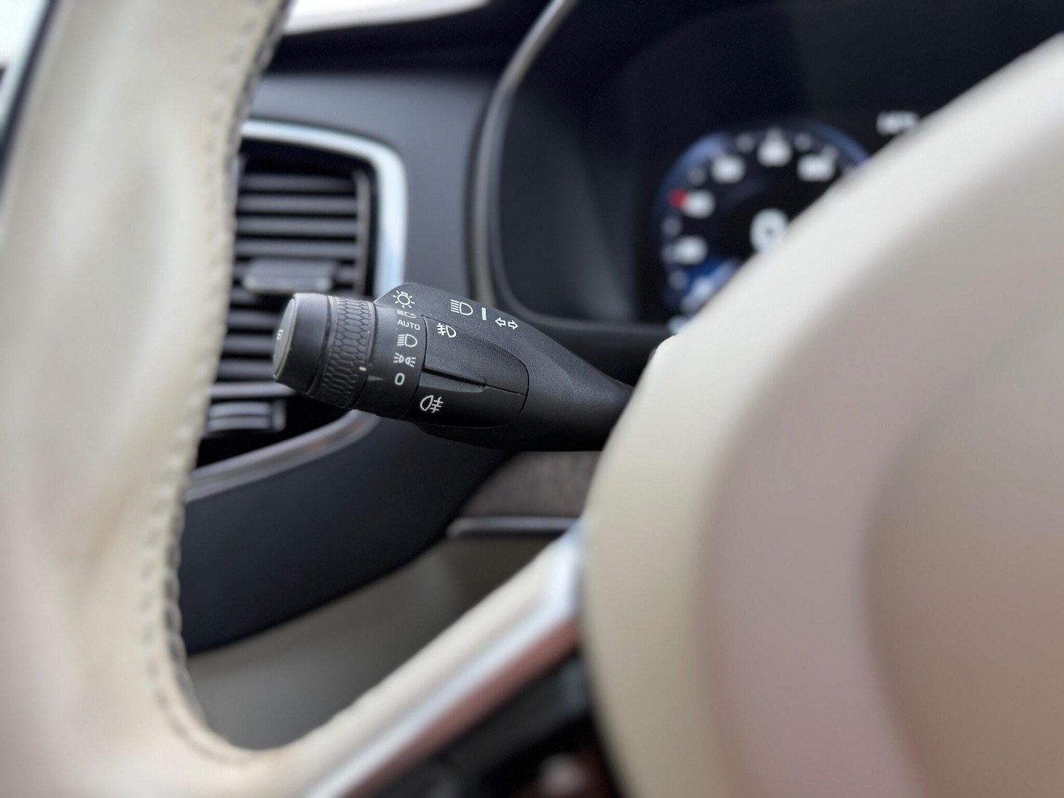 Used Volvo XC90 2021 for sale - 76199849: Photo 36